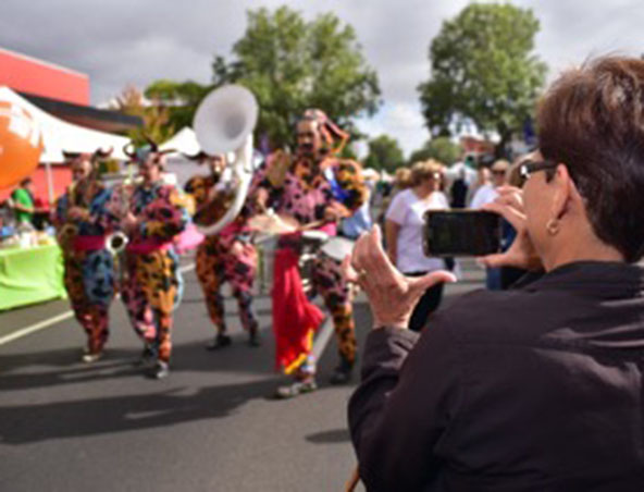 Melbourne Roving Band No Bull